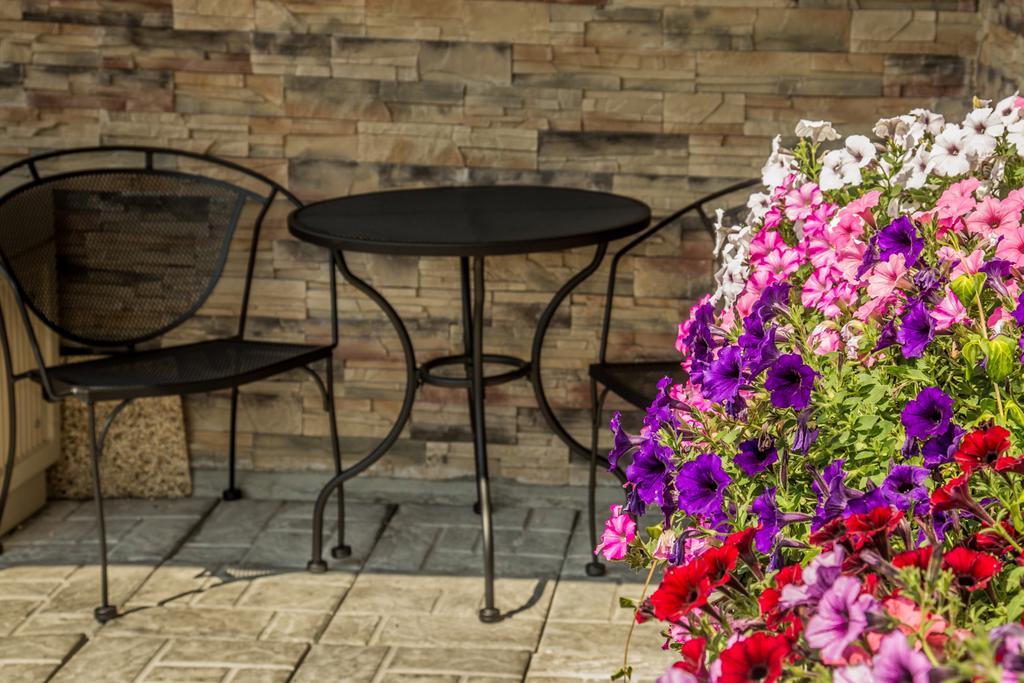 Americas Best Value Inn & Suites Detroit Lakes Kültér fotó