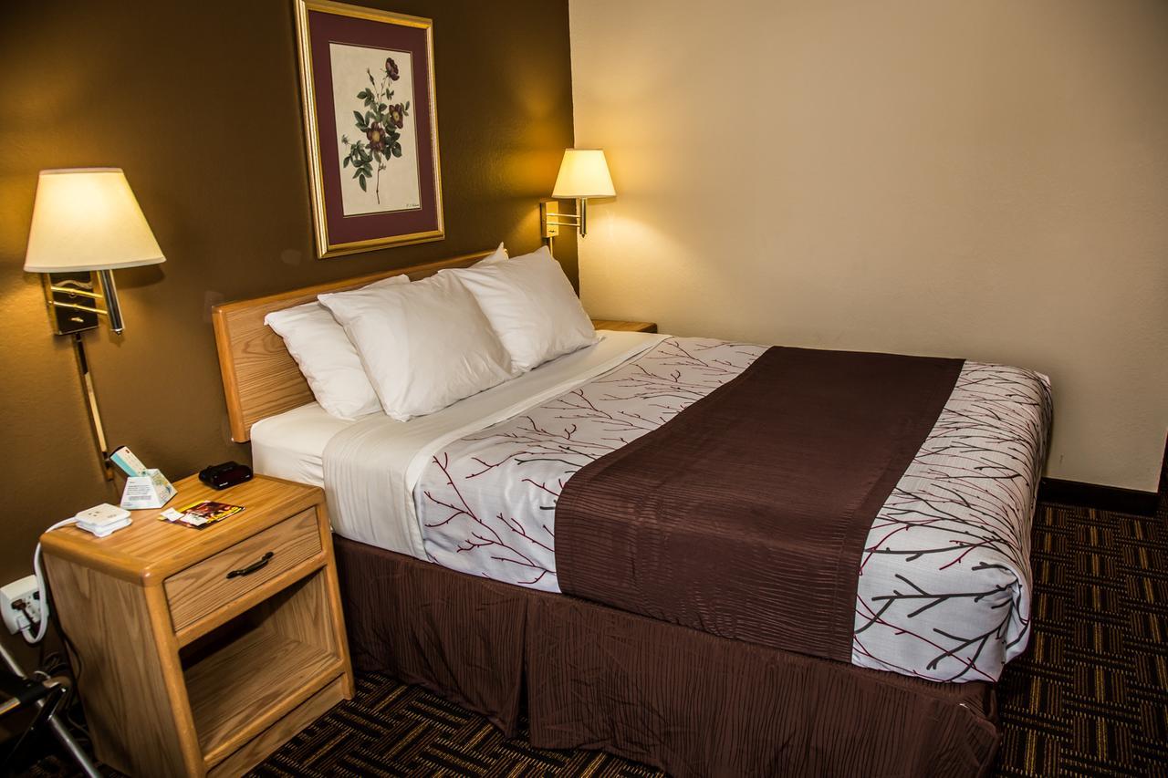 Americas Best Value Inn & Suites Detroit Lakes Kültér fotó