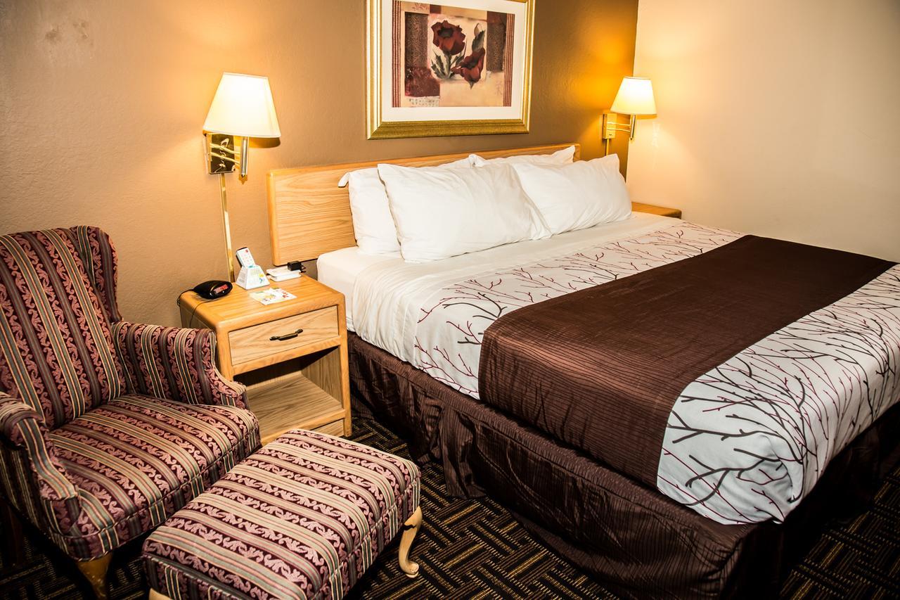 Americas Best Value Inn & Suites Detroit Lakes Kültér fotó