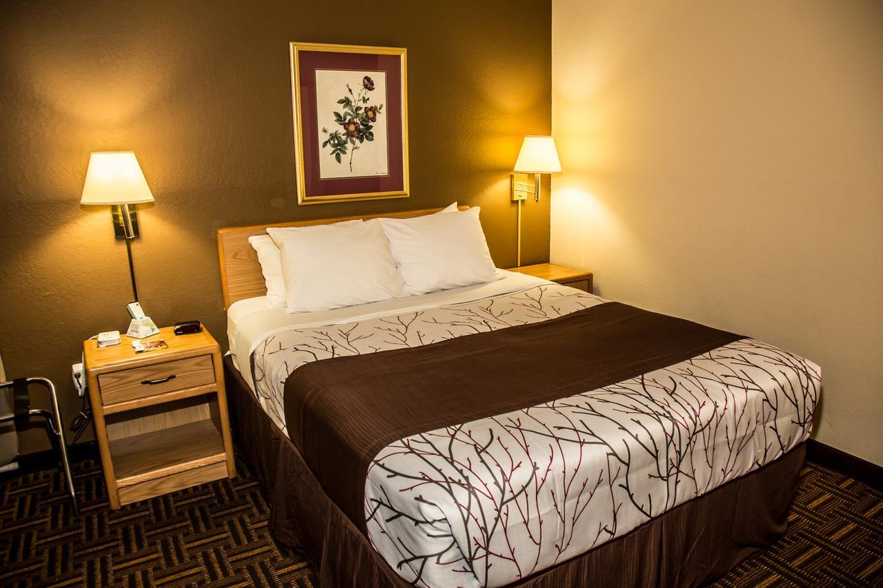 Americas Best Value Inn & Suites Detroit Lakes Kültér fotó