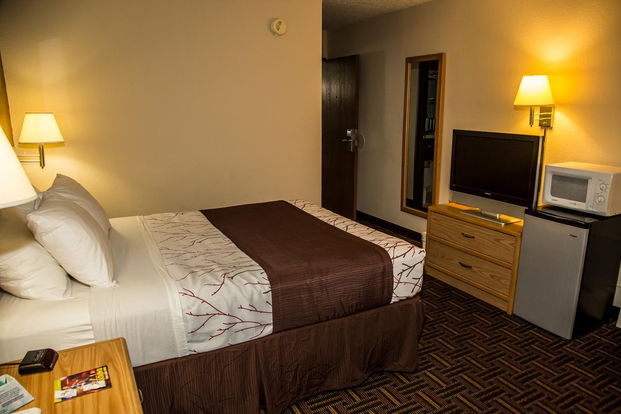 Americas Best Value Inn & Suites Detroit Lakes Kültér fotó