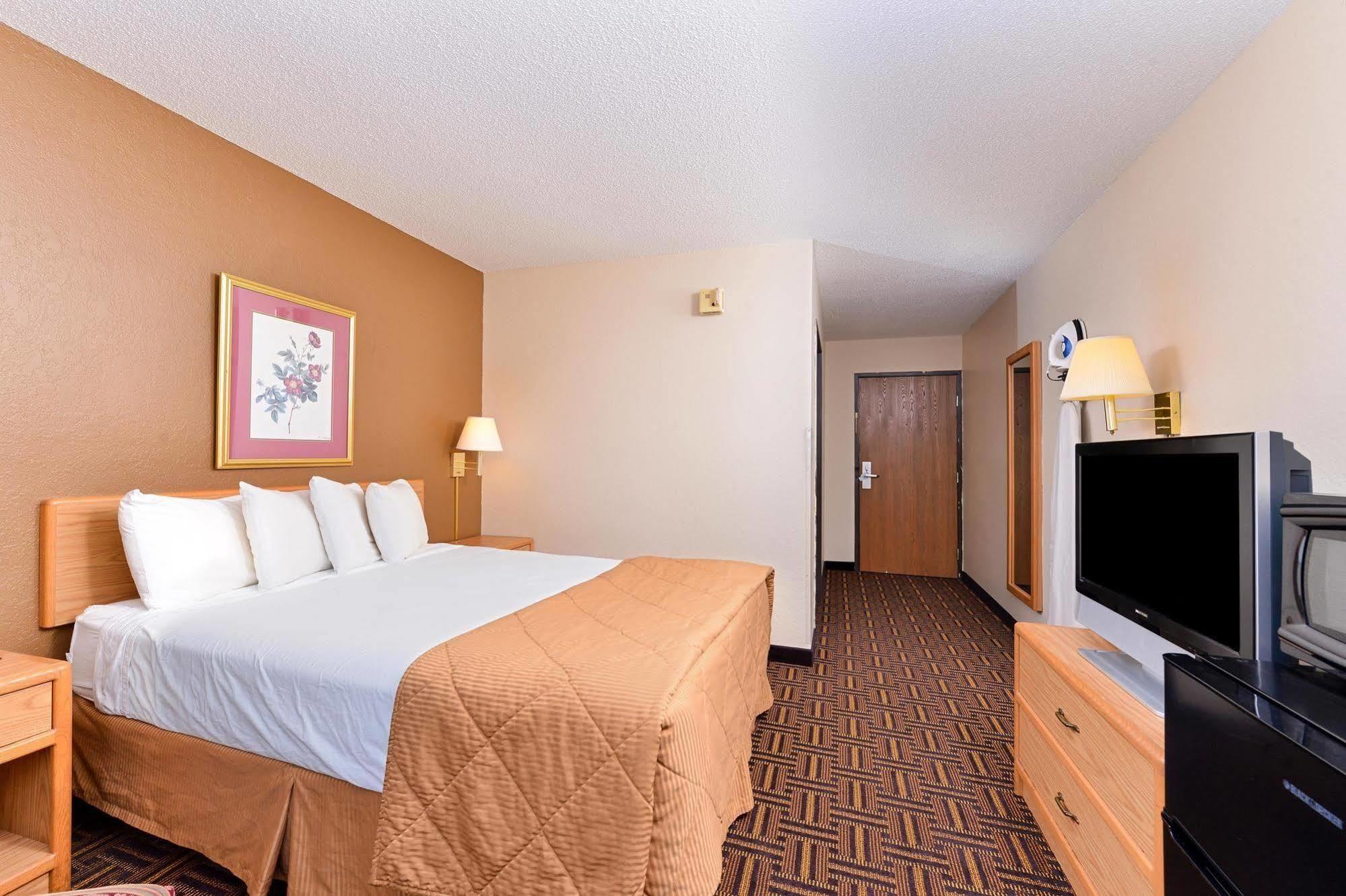Americas Best Value Inn & Suites Detroit Lakes Kültér fotó