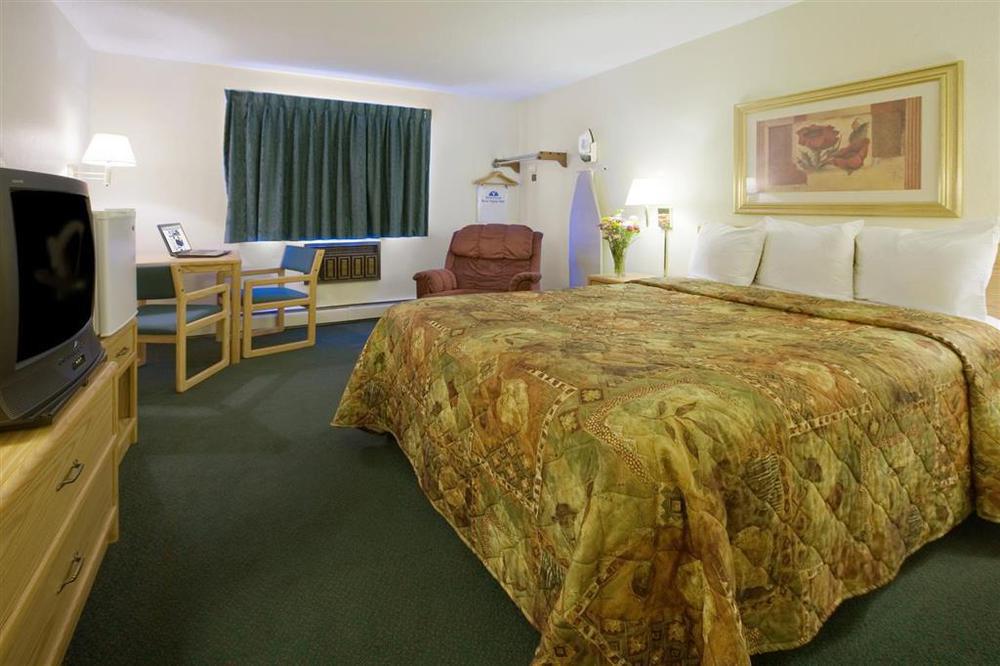 Americas Best Value Inn & Suites Detroit Lakes Szoba fotó